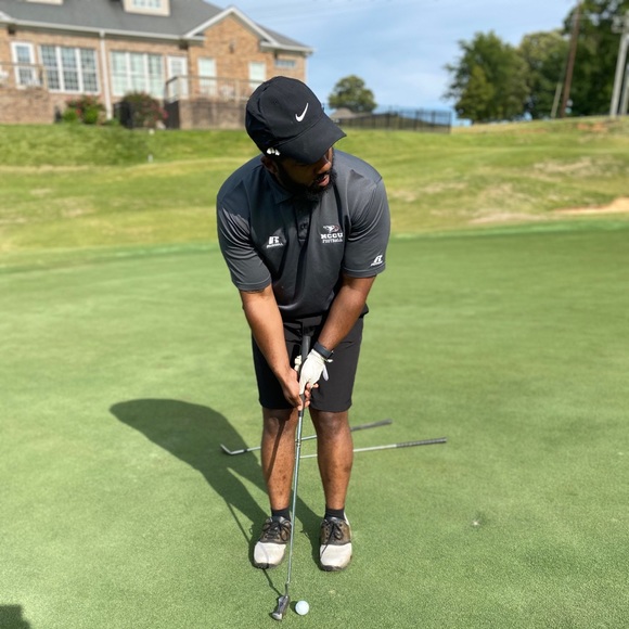 Profile Picture of Tiron Guion (@tguion1) on Poshmark