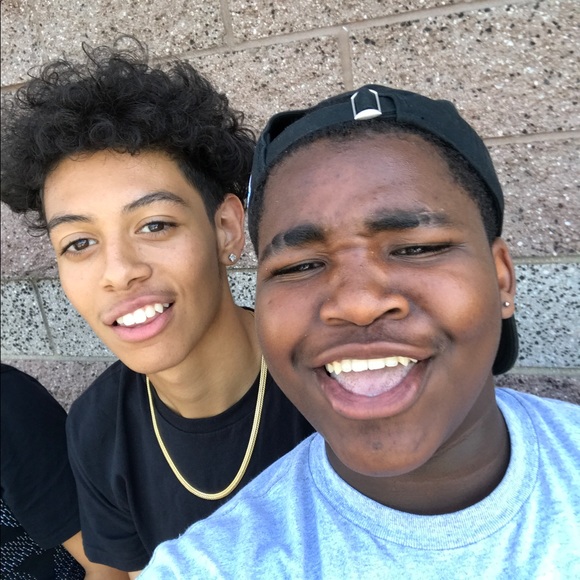 Profile Picture of Bryson Williams (@bryson_21) on Poshmark