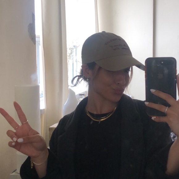 Profile Picture of Lara Cruz (@hiephopangel12) on Poshmark
