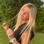 Profile Picture of maddie moczygemba (@madelynn_moc) on Instagram