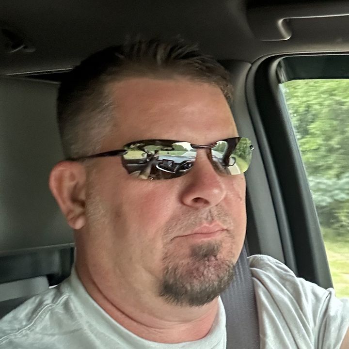 Profile Picture of Randall Cave (@randallcave) on Tiktok