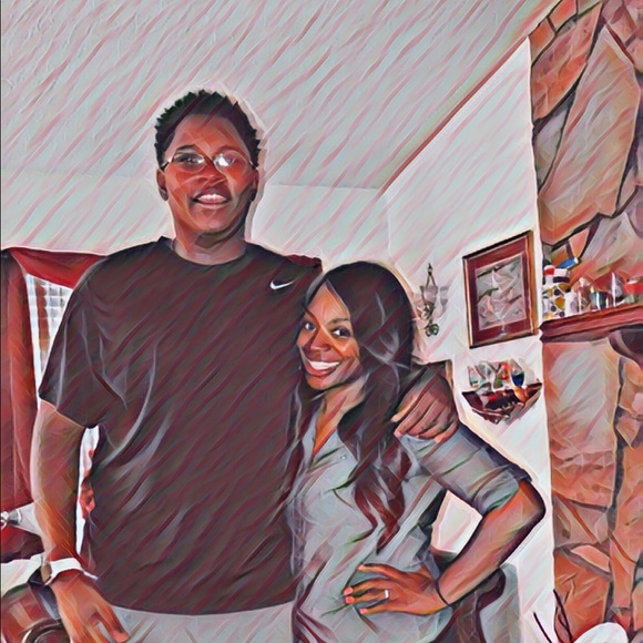 Profile Picture of Javian Conley (@javainconley) on Poshmark