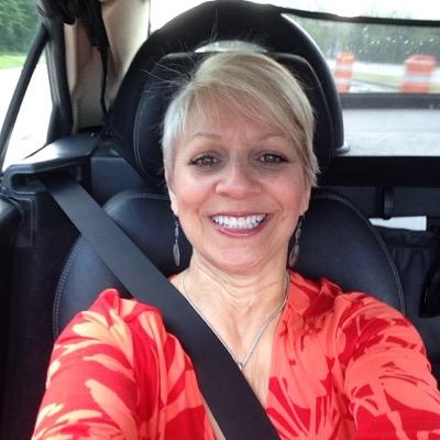 Profile Picture of Rhonda Moore (@Rbmoore59) on Twitter