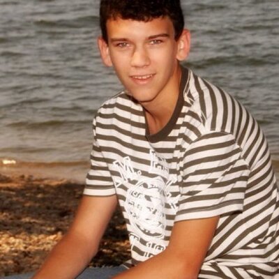 Profile Picture of Brett Auston Smith (@SmithAuston) on Twitter