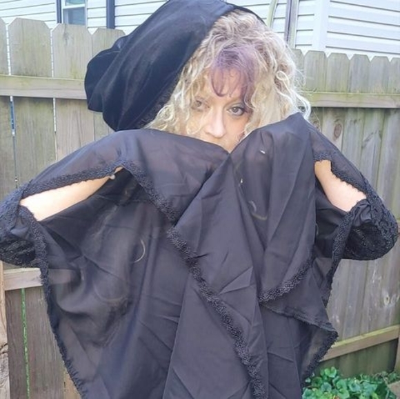 Profile Picture of Dawn Frahm-dieckman (@ddieck66) on Poshmark