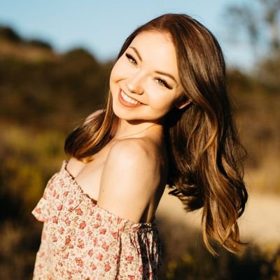 Profile Picture of Meredith Foster (@MeredithFosster) on Twitter