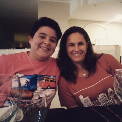 Profile Picture of Paula Toledo (@paulatoledo71) on Twitter