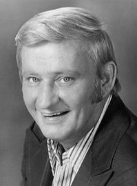 Profile Picture of Dave Maddenon Wikipedia