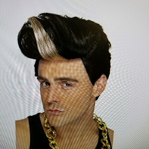 Profile Picture of Chris Ingram (@bigsizzle) on Poshmark