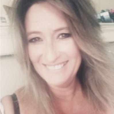Profile Picture of Laurie Schroeder (@LaurieNaas) on Twitter