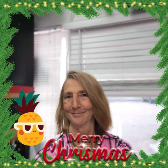 Profile Picture of Cathy Albritton (@cathyalbritton) on Poshmark