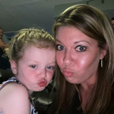 Profile Picture of Stephanie Rainer (@RainerStephanie) on Twitter