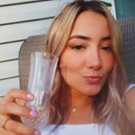 Profile Picture of kate (@katereichert) on Instagram