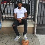 Profile Picture of Ray Barnes 🦍 (@fetti_ray4) on Instagram