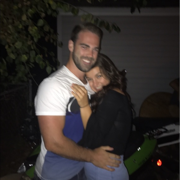 Profile Picture of Justin Riffel (@justinriffel) on Poshmark
