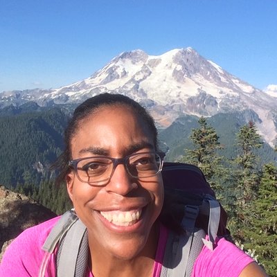 Profile Picture of Marsha Lucas (@MarshaELucas) on Twitter