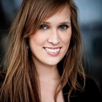 Profile Picture of Flora Perry (@flo_perryx) on Twitter