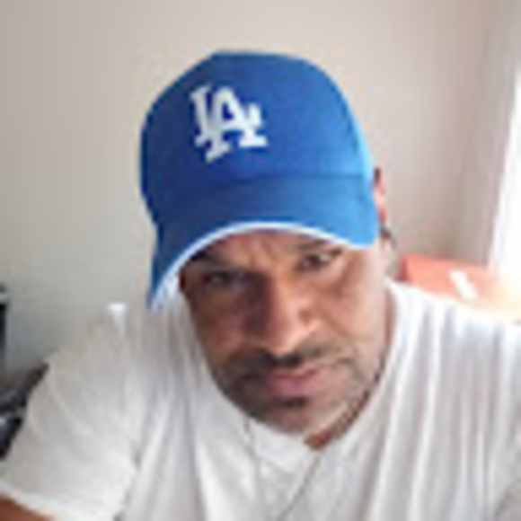 Felix Garcia - Poshmark Profile Picture of Felix Garcia (@trulygr8tful70) on Poshmark