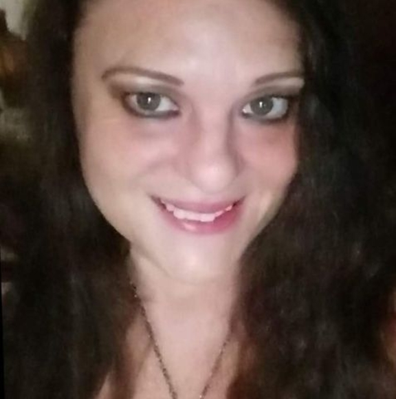 Profile Picture of Tammy Basham (@tammybasham982) on Poshmark