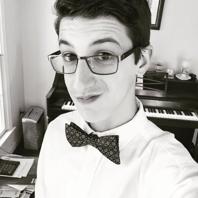 Profile Picture of Nick Peretti (@Music_nerd01) on Twitter