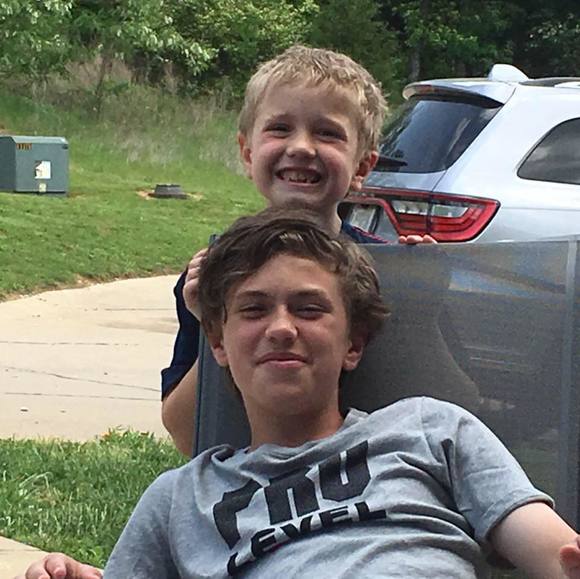 Profile Picture of Tonya Gallina (@nonnie76) on Poshmark