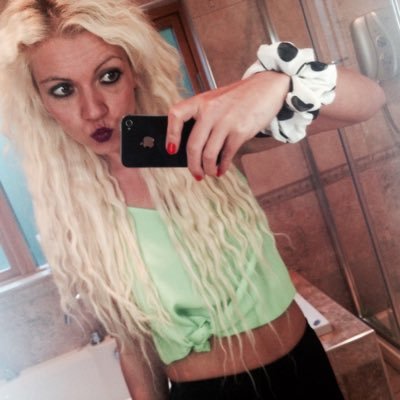 Katelyn Bernard - Twitter Profile Picture of Katelyn Bernard (@katelyn786) on Twitter