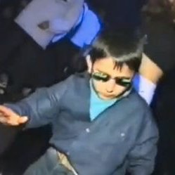 Profile Picture of Andrew Ross (@andrew___ross) on Twitter