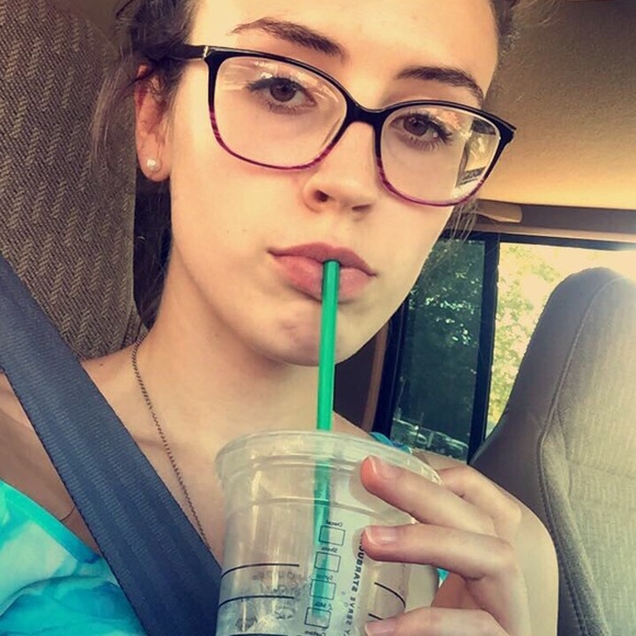 Profile Picture of Victoria Daugherty (@batcountry101) on Poshmark