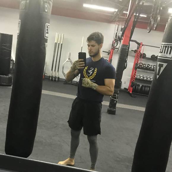 Profile Picture of David Afonso (@daviealfonso) on Poshmark