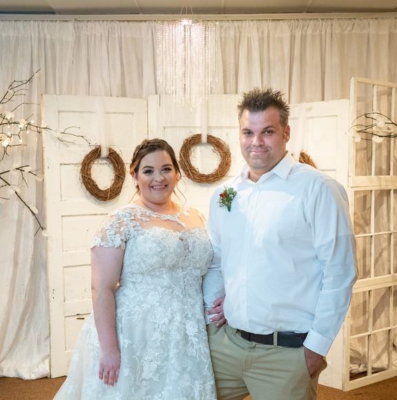 Profile Picture of Angelle Bayham (@angellebayham) on Poshmark