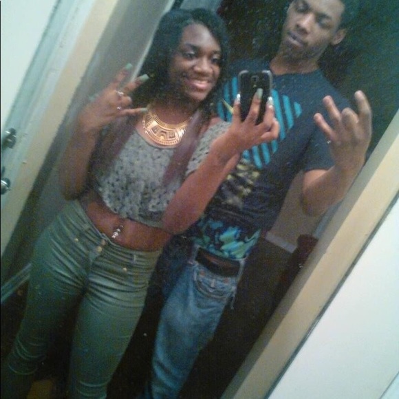 Profile Picture of Taveyanna Wade (@taveyannawade) on Poshmark