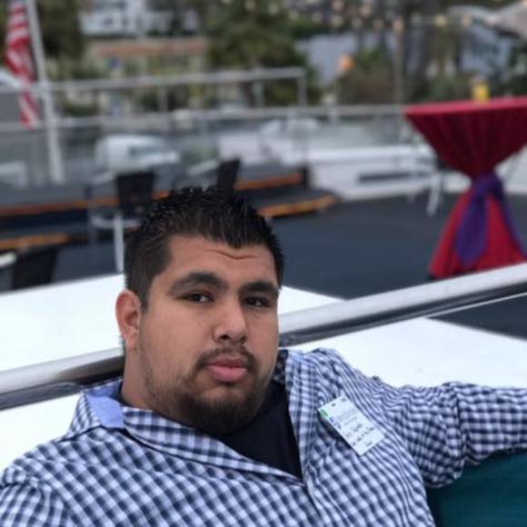Profile Picture of Eric Zepeda (@ericzepeda) on Poshmark