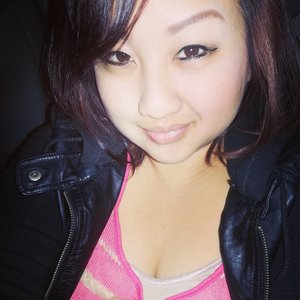 Profile Picture of Deena Her (@deenaher1989) on Myspace