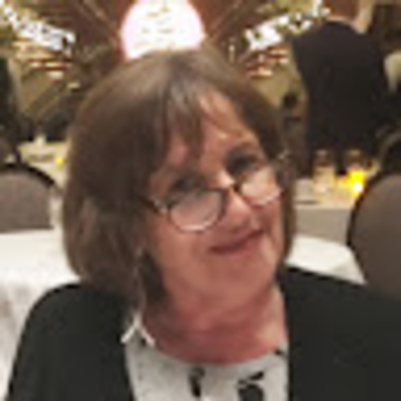 Profile Picture of Barbara Solot (@barbarasolot) on Poshmark