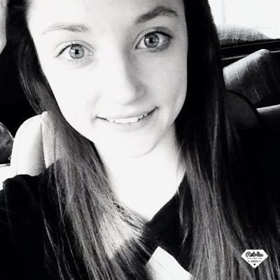 Profile Picture of Lauren Amelia B (@ameliabart1987) on Twitter