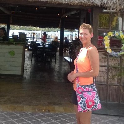 Profile Picture of LORI LYNN KARL (@LORILYNNKARL4) on Twitter