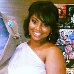 Profile Picture of D'Lux (@YELL_Dan_ielle) on Twitter