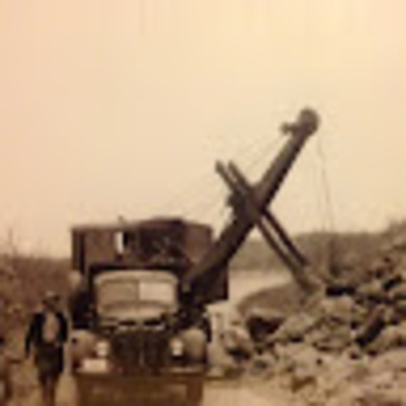 Profile Picture of William Wertz (@william_wertz) on Poshmark