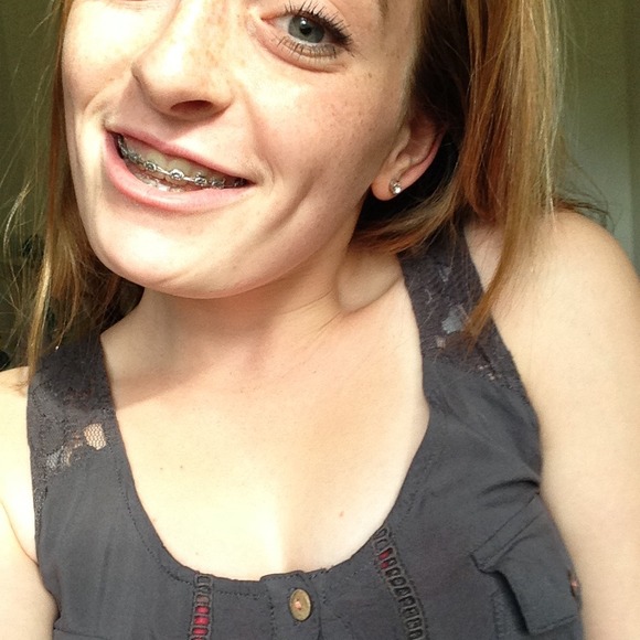 Profile Picture of Xanthia Yerby (@_xanthia_) on Poshmark