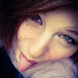 Profile Picture of Laura Schulz (@19luna95) on Myspace