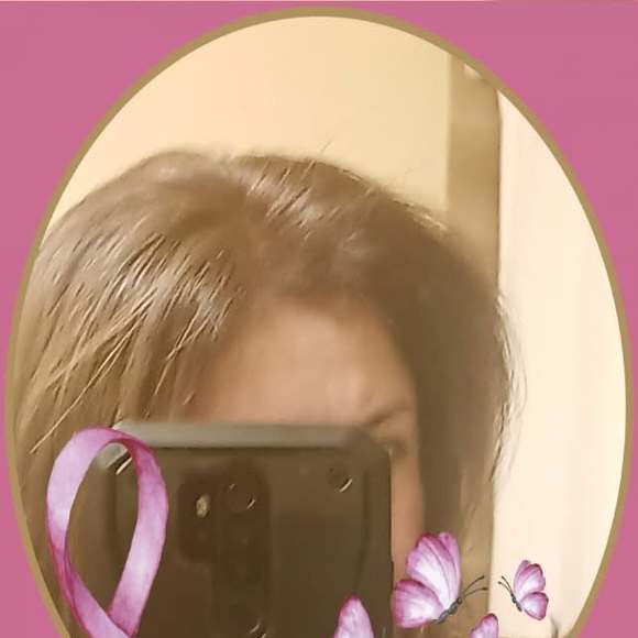 Profile Picture of Paula Espy (@pespy68) on Poshmark