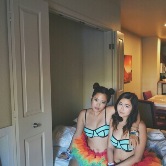 Profile Picture of Catherine Chiang (@catherinec27) on Poshmark