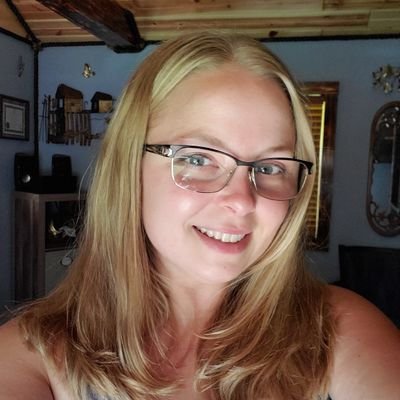 Profile Picture of Kim Holbrook (@KimHolb08797612) on Twitter