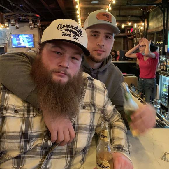 Hunter Dahlby - Poshmark Profile Picture of Hunter Dahlby (@hunterdahlby) on Poshmark