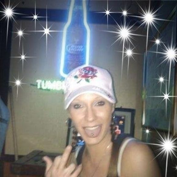 Profile Picture of Christa Marbles (@christamarbles) on Poshmark