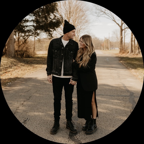 Profile Picture of Abby Ditmer (@aditmer) on Poshmark