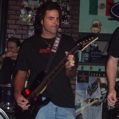 Profile Picture of Steve Caloudas (@SteveCalRocks) on Twitter