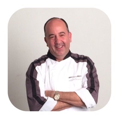 Profile Picture of Chris (@chriscovelli) on Twitter