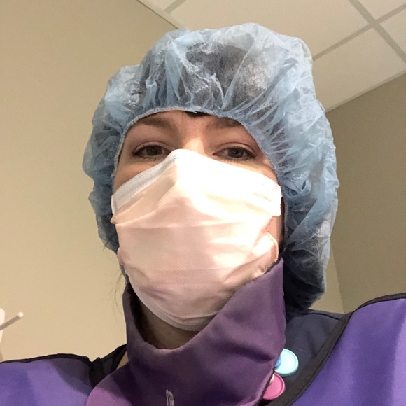 Profile Picture of Kim Herold (@ksh0675) on Poshmark