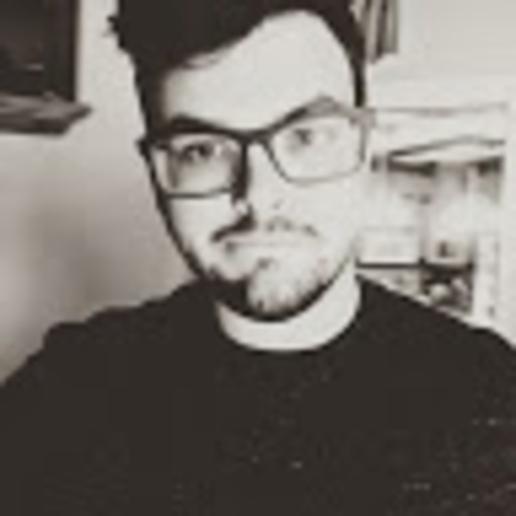 Profile Picture of Aaron Wilson (@acwilsoncs) on Poshmark